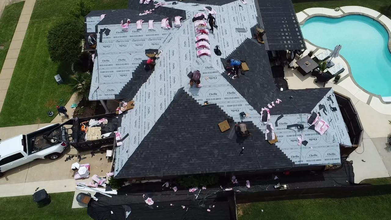 Gallery photos for Shreveport Home Gets Stunning Roof Upgrade: Image #1
